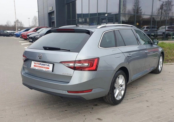 Skoda Superb cena 84900 przebieg: 90816, rok produkcji 2018 z Kraków małe 211